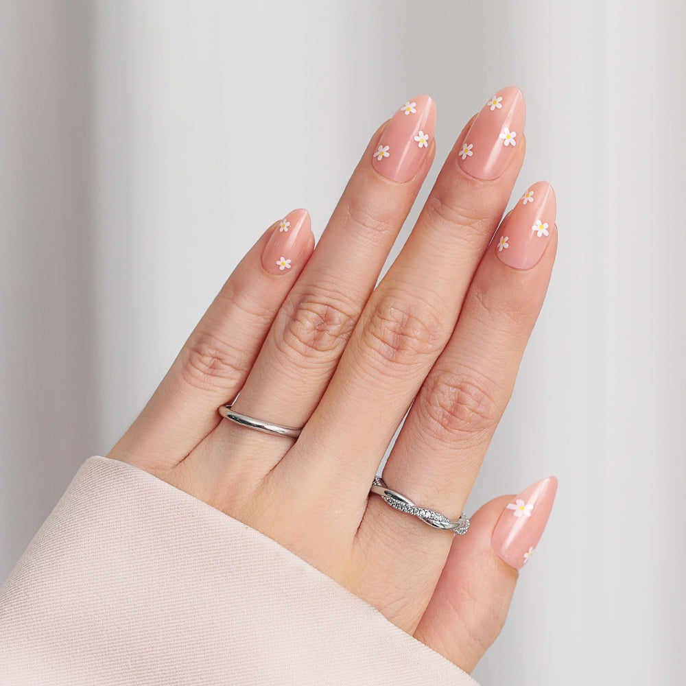 Dainty Daisy | Short Almond | EASY PRESS™