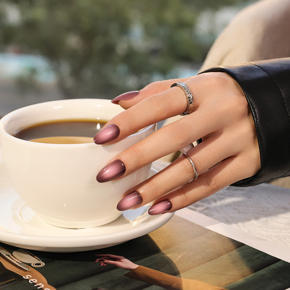 Smoky Plum | Short Almond