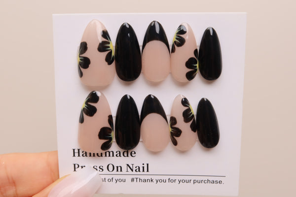 Black Flowers | Handmade Press on Nail