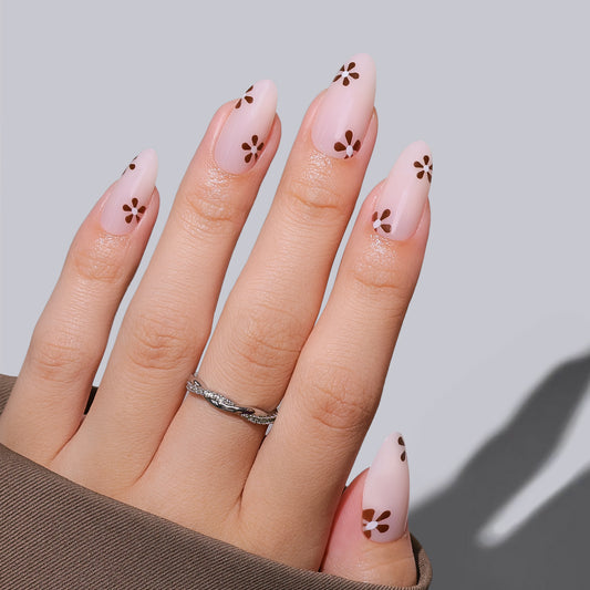 Mocha Daisy | Medium Almond | EASY PRESS™