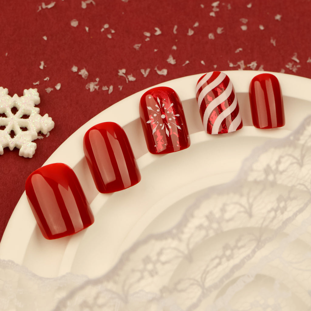 Holly Kiss | Short Square | Christmas | EASY PRESS™