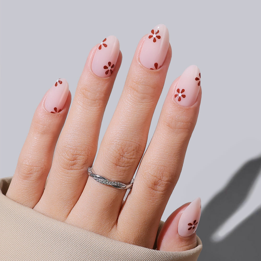 【NAILS INC】希少＆限定多数！まとめ売り28本ベーストップ込★すぐ使用◎ Mocha Daisy | Short Almond | EASY PRESS™ – Ellie Young Nails