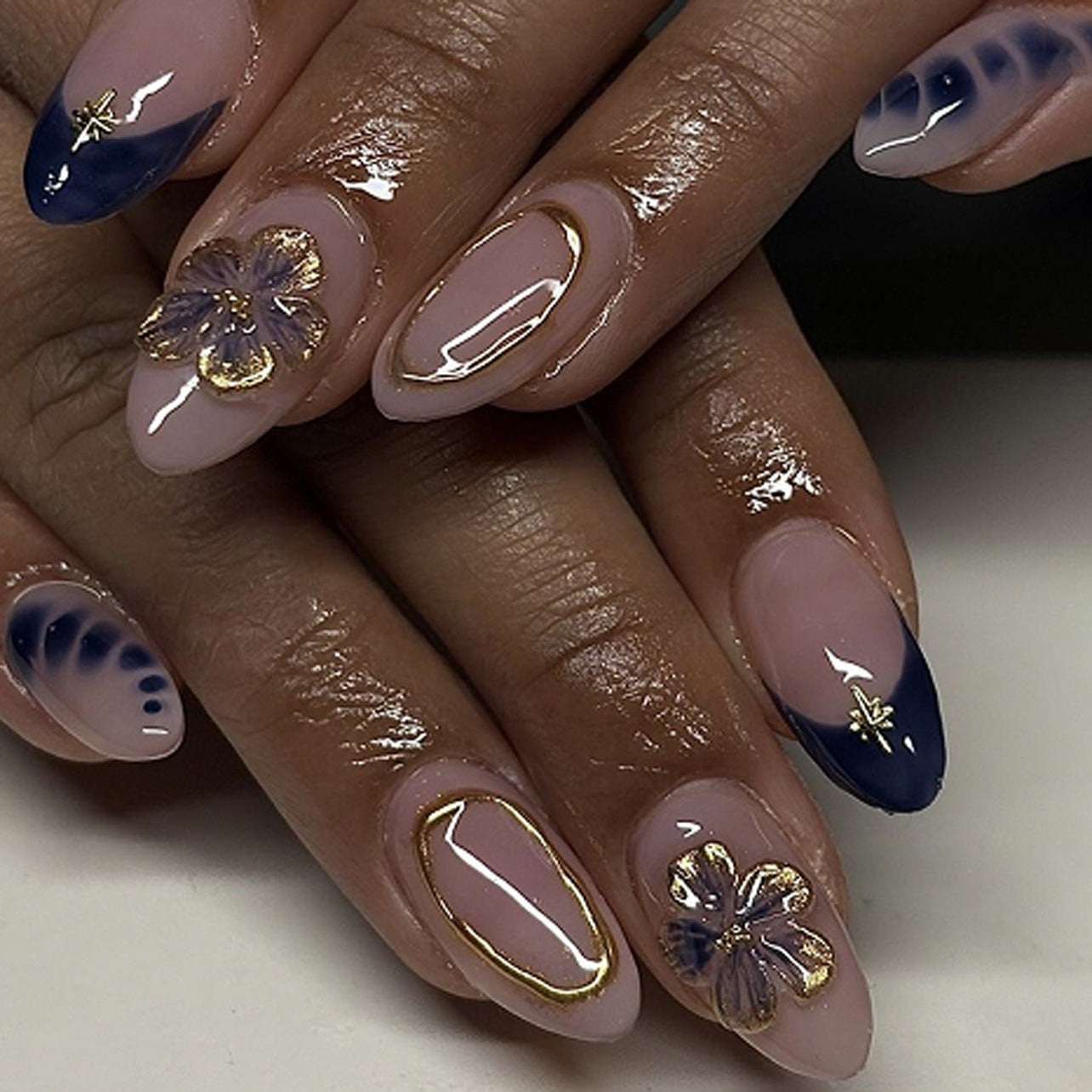 Sapphire Iris | Short Almond | EASY PRESS™