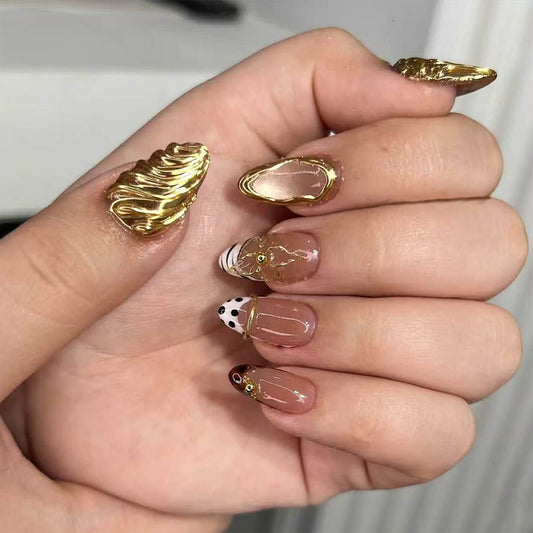 Golden Relic short almond press-on nails for women