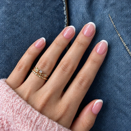 Simply Chic short oval press-on nails by EASY PRESS
