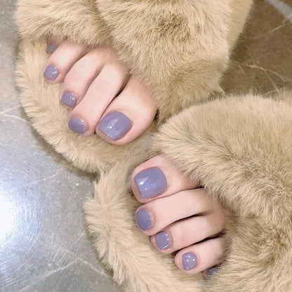 Glossy purple Toe nail