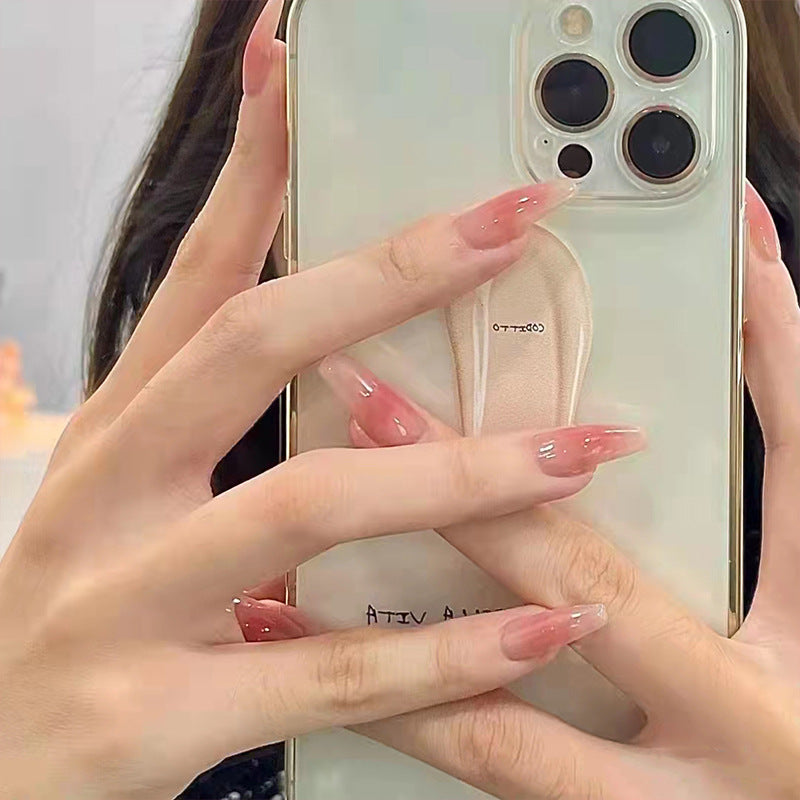 Ombre blusher nails